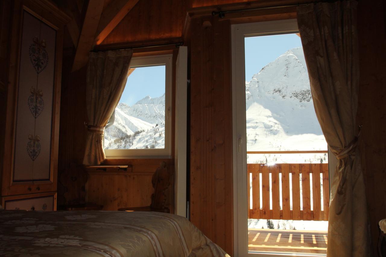 Hotel Residence Dahu Passo del Tonale Eksteriør billede